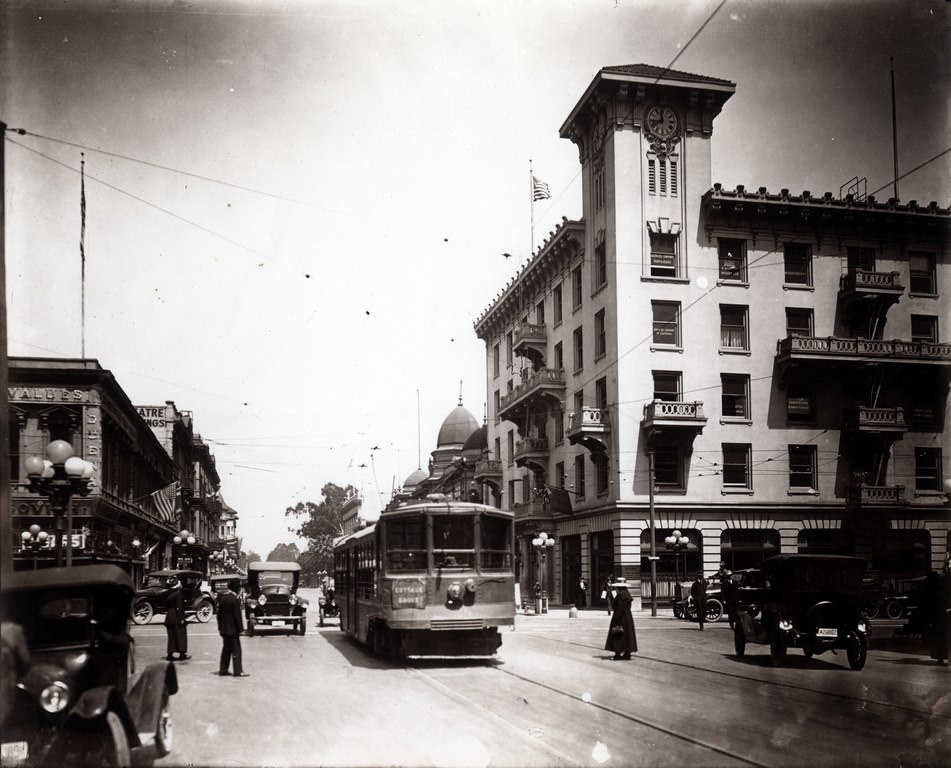 #40 San Jose Savings Bank, located on West Santa Clara between First and Market Streets, 1874