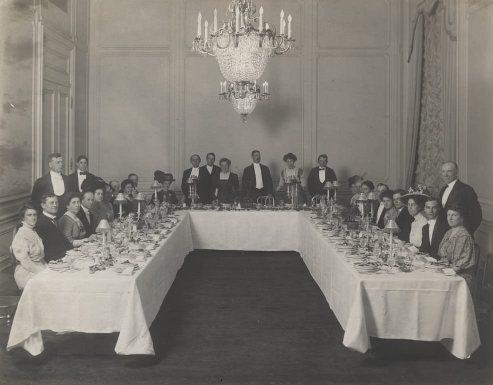 #216 Mercury banquet, 1910
