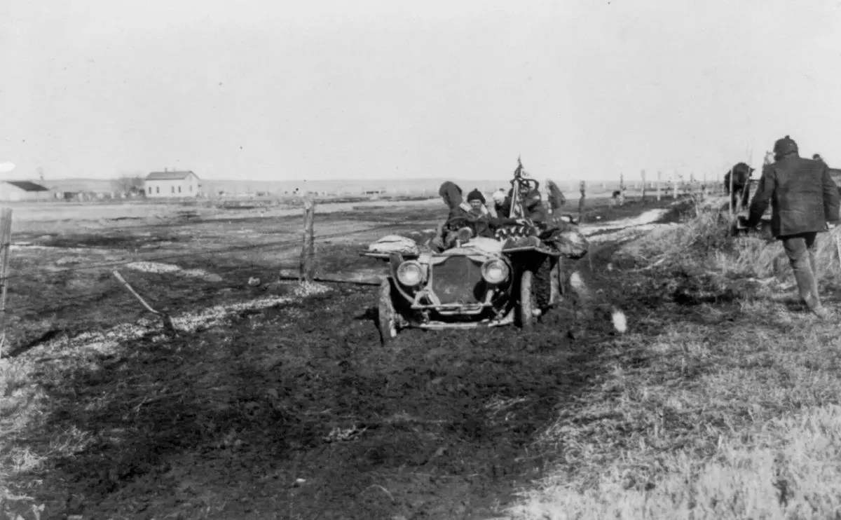 The Great New York to Paris Auto Race of 1908 Through Stunning Historic Photos Sports