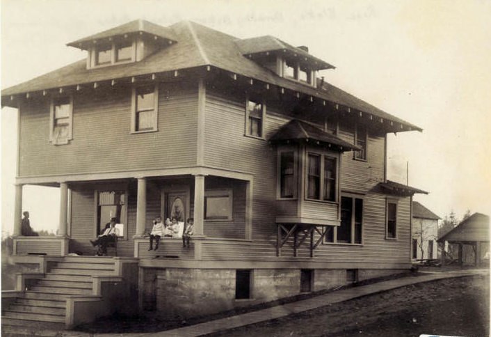 #13 A. M. Blake Home, 1910