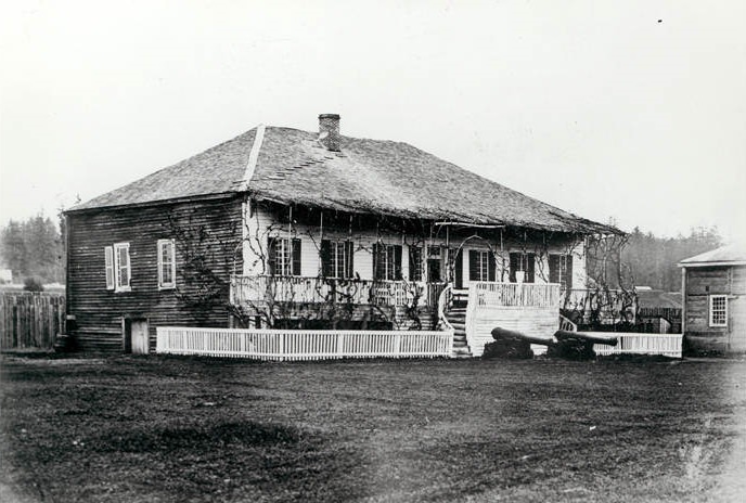 #47 A view of what is labeled as both the mess house and the Chief factor’s House at Fort Vancouver, 1860