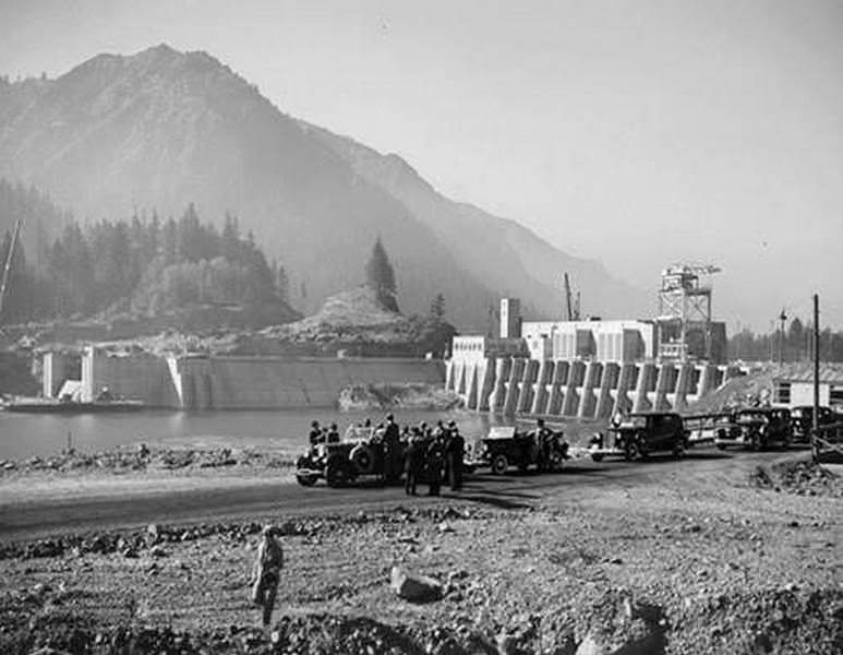#40 Bonneville Dam, 1939