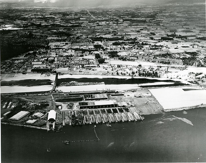 #14 Kaiser Company shipyards, Vancouver, 1942