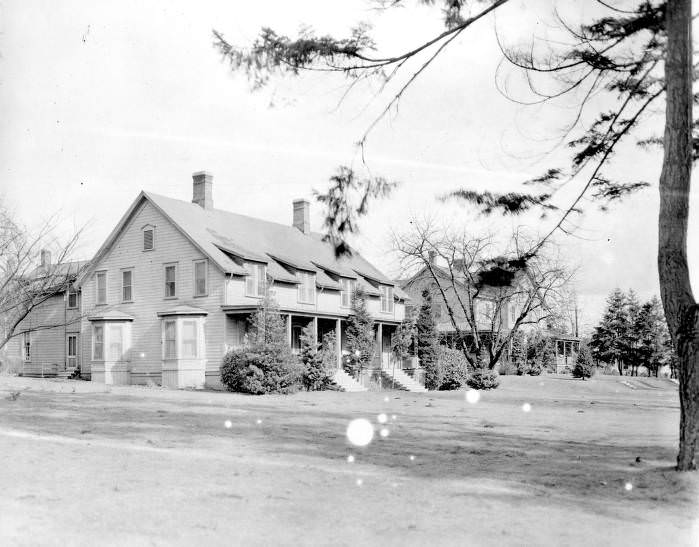 #35 Fort Vancouver Officer’s Row, 1948