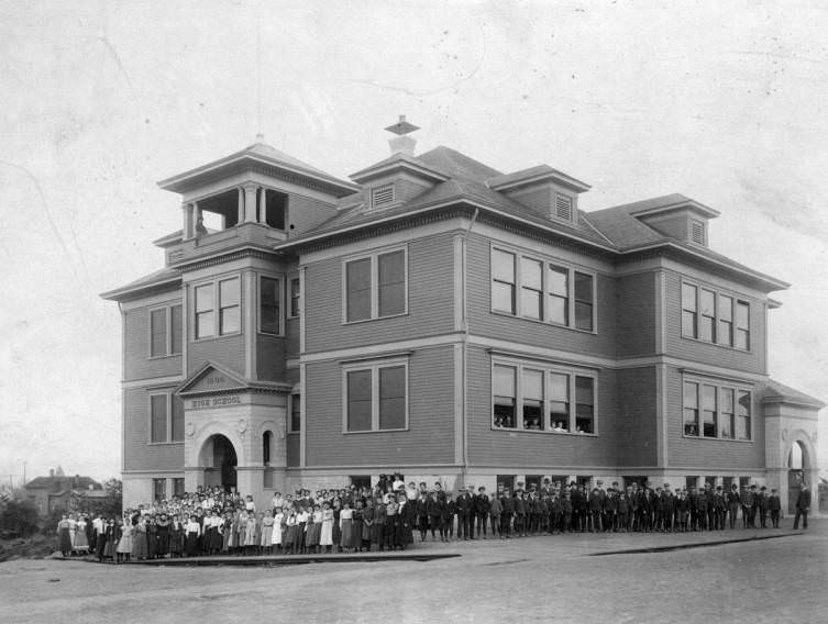 #42 Franklin High School, 1904