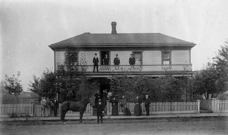 #50 The exterior of L.A.’s Boarding House located at 511 West 9th Street in Vancouver, 1900s