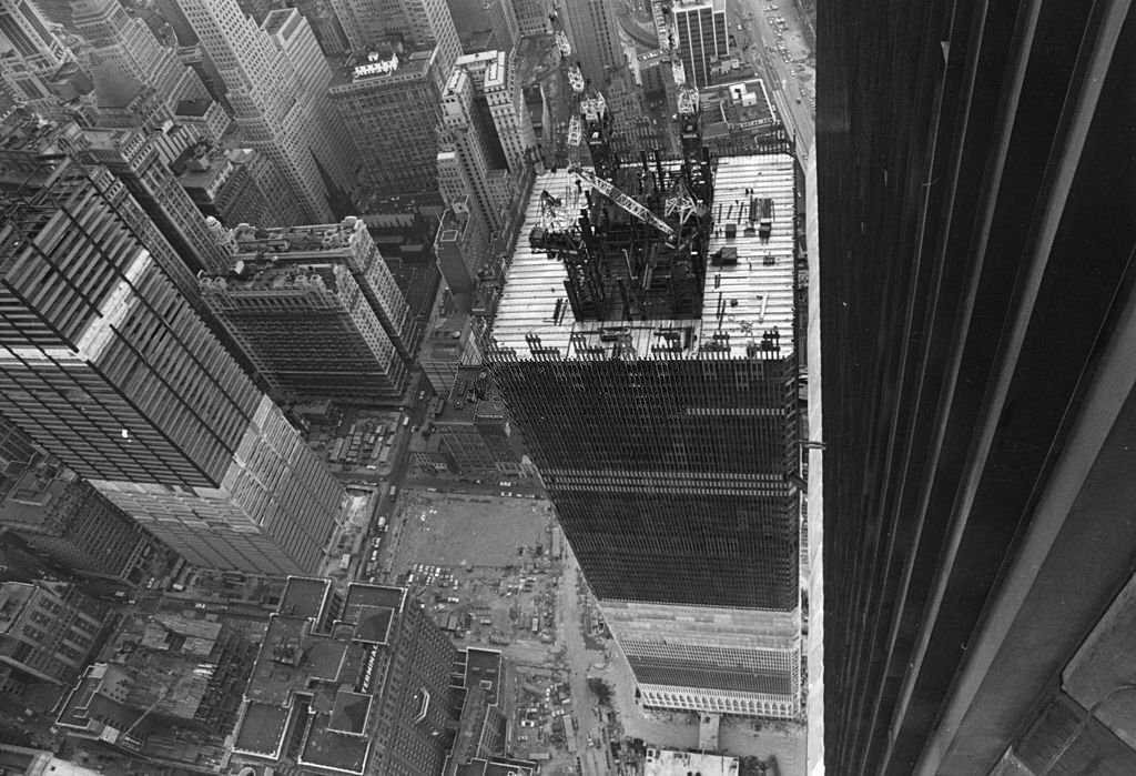 #14 A rooftop view of the World Trade Center (World Trade Centre) in New York, under construction.