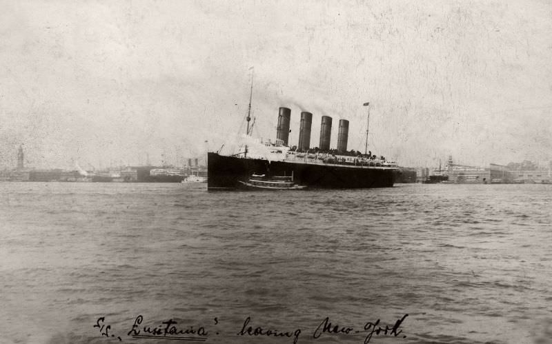 #68 The Lusitania leaving New York, 1910