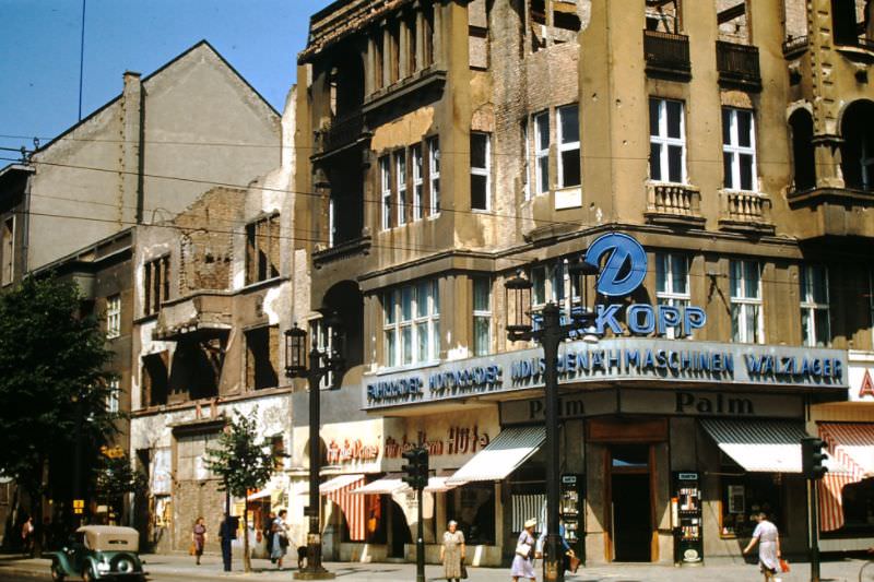 #30 Corner-East-West-Axelstrasse