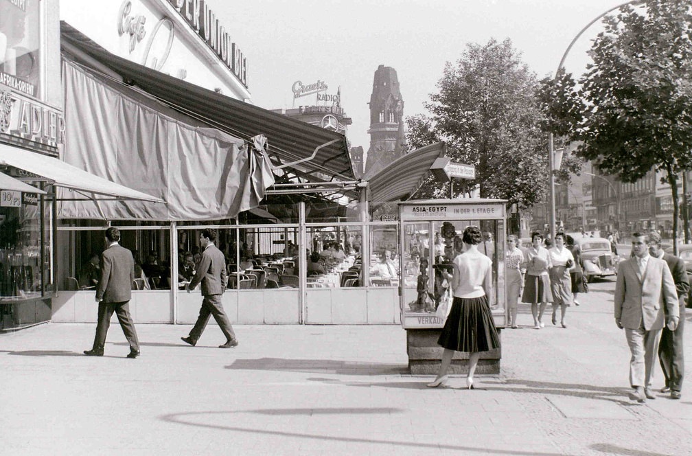 #61 Kurfuerstendamm, West Berlin.