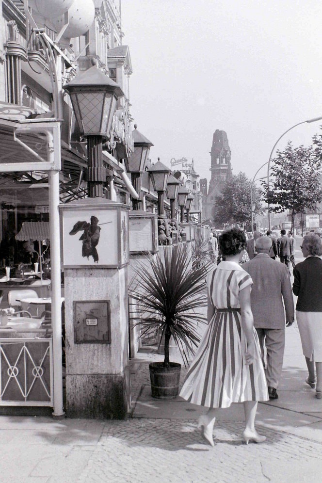 #62 Kurfuerstendamm, West Berlin.