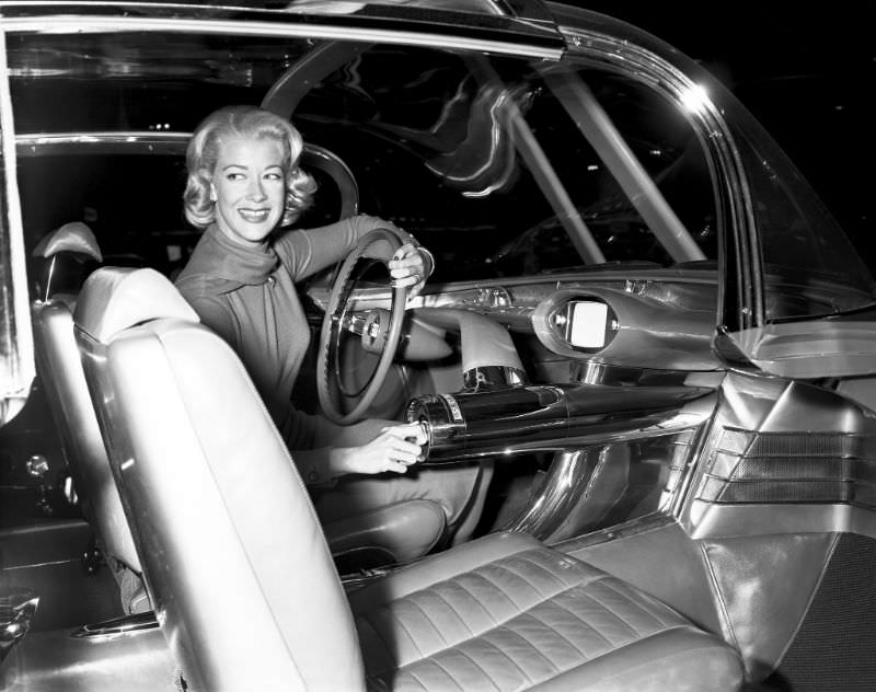 1956 Buick Centurion: Futuristic Car that was Certainly Ahead of its time Vehicles &; Transportation