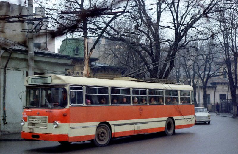 #45 Bucharest street scenes, 1979