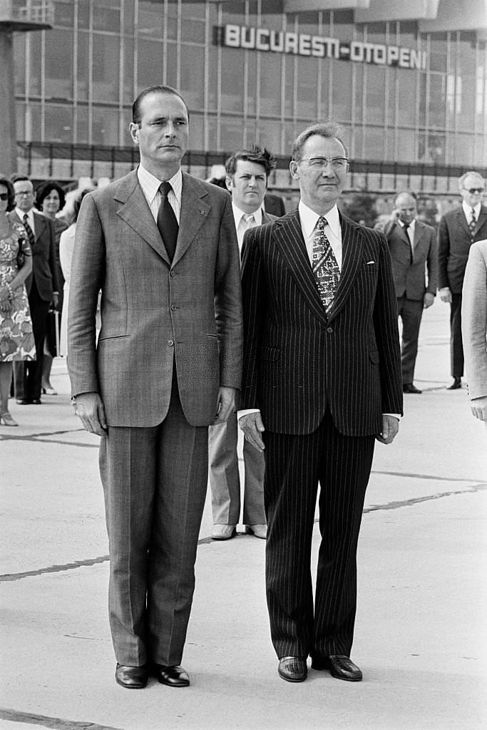 #90 Visit of Jacques Chirac in RomaniaFrench Prime Minister Jacques Chirac is welcomed in Bucharest by Minister of Foreign Affairs Corneliu Manescu.
