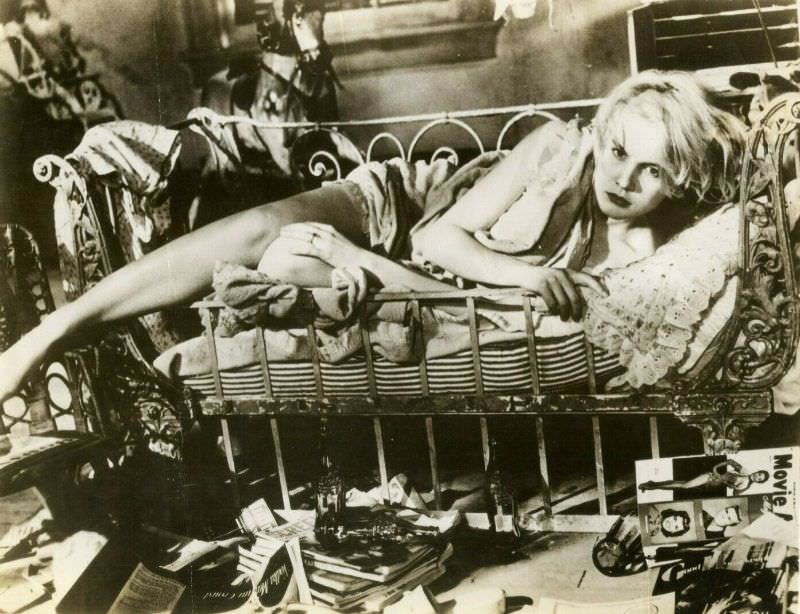 Stunning Photos of Carroll Baker during the filming of Baby Doll (1956) Movies