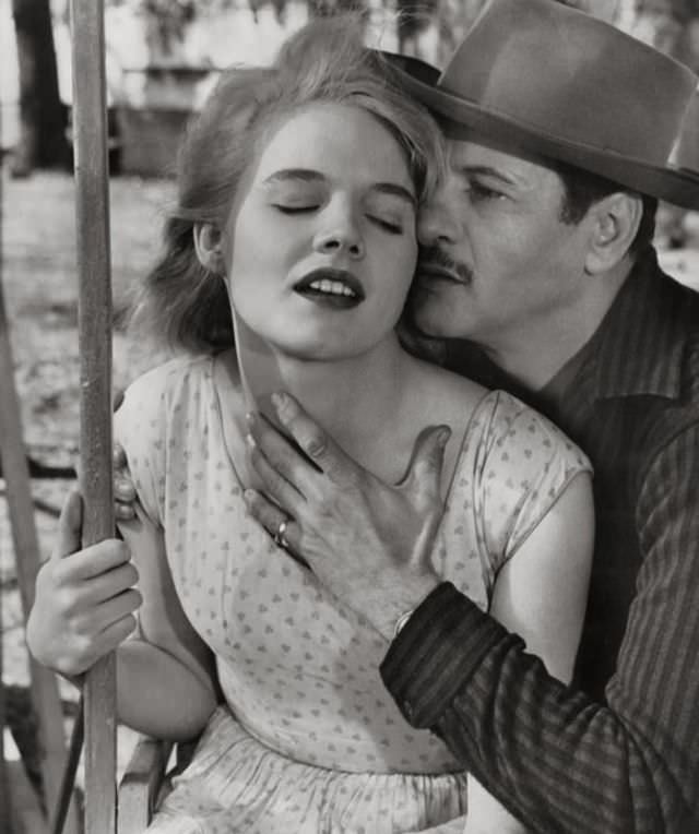 Stunning Photos of Carroll Baker during the filming of Baby Doll (1956) Movies