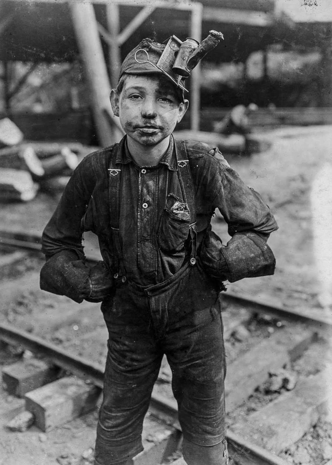 #4 A tipple boy at Turkey Knob Mine in Macdonald, West Virginia, 1908
