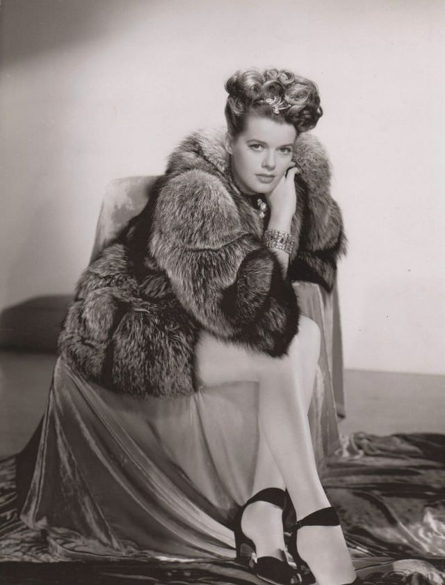 #5 Janis Paige by Bert Six, 1944