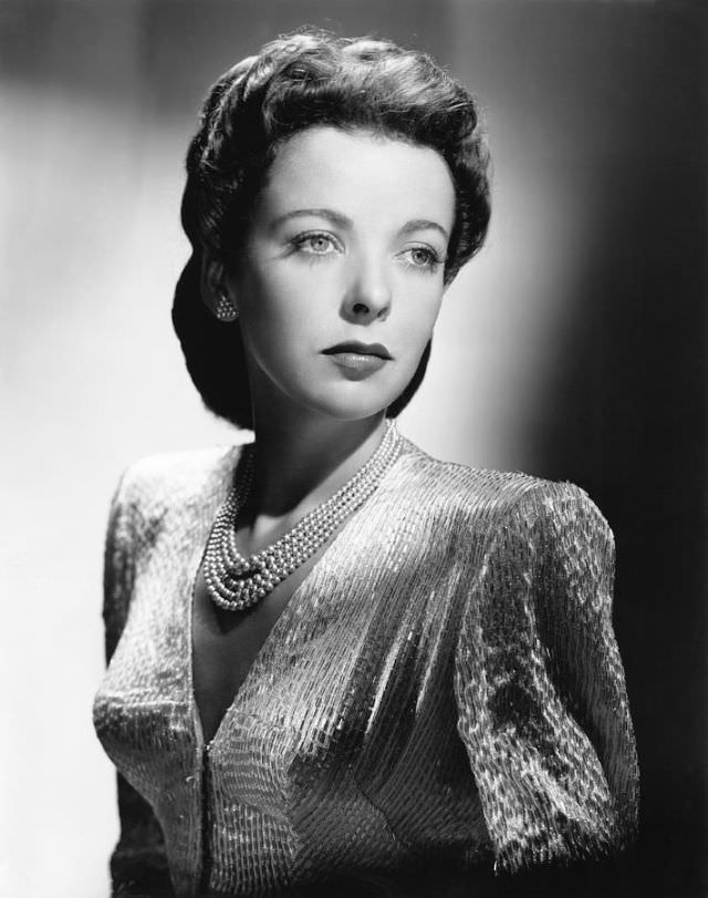 #6 Ida Lupino by Bert Six, 1945