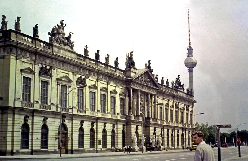 #18 The Former Arsenal, now the German Historical Museum, 1969