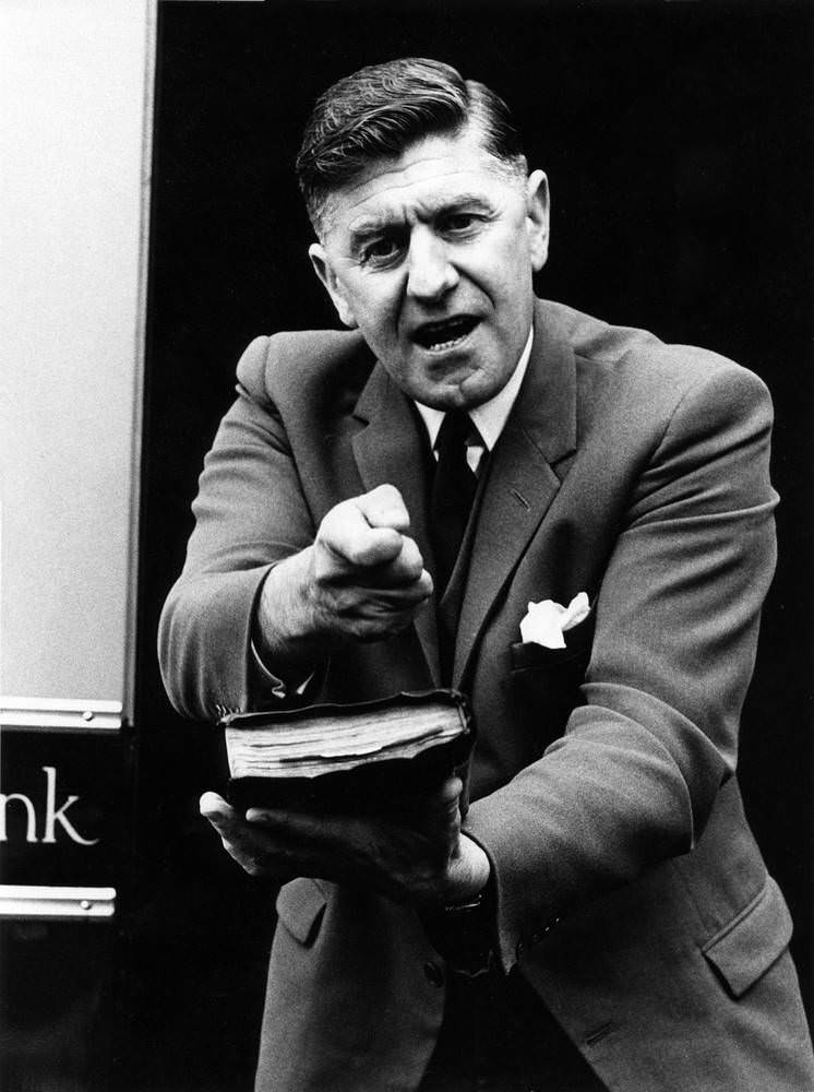 #28 A Bible Speaker at the Mound, Edinburgh, 1965