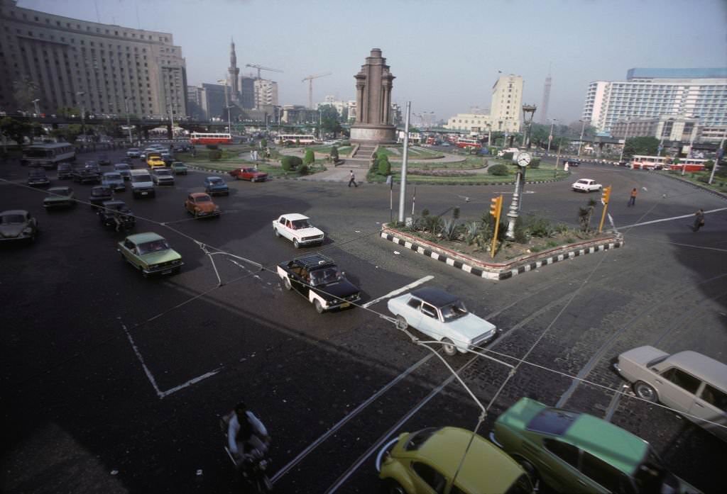 #58 Roundabout in Cairo, 1980
