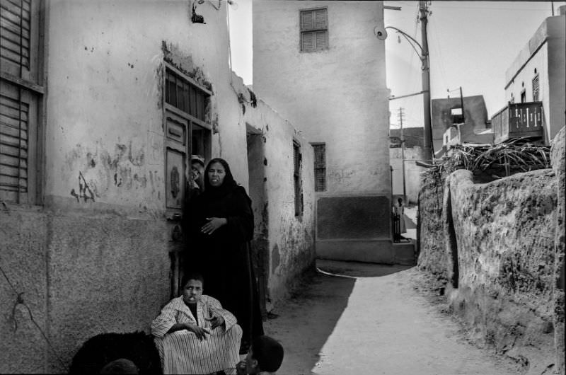 #90 Punctum, Aswan, August 1981