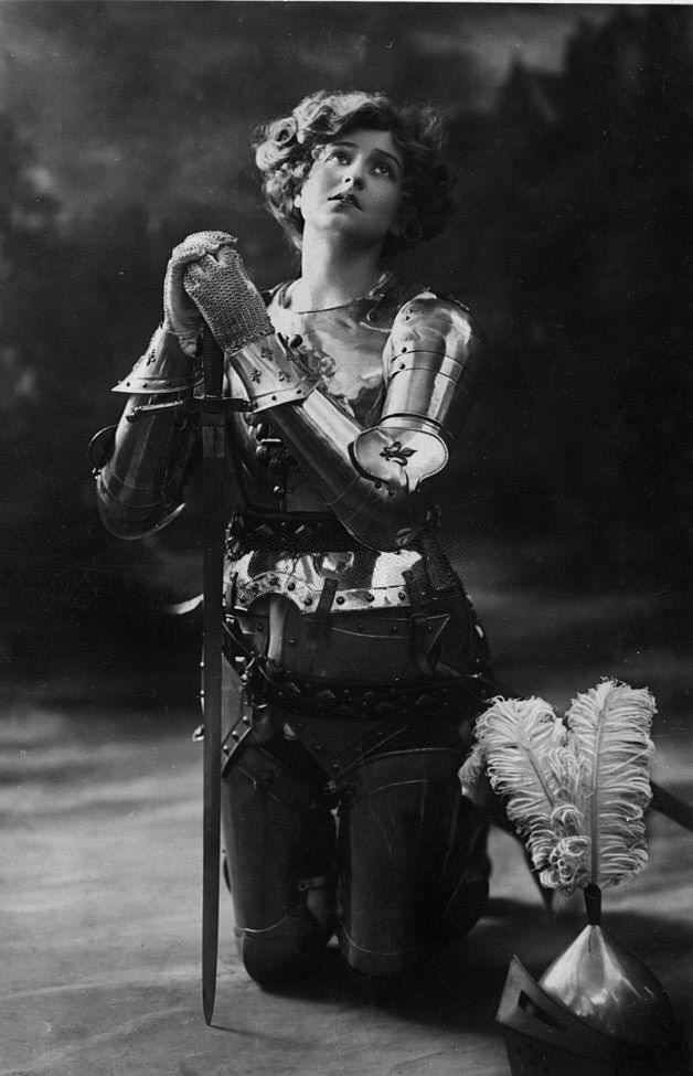 #12 Gabrielle Ray, 1910