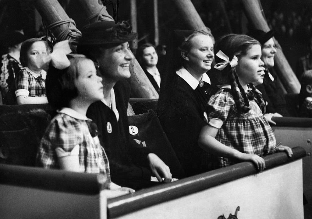 #24 Joseph Goebbels with their children visiting a performance of the Circus Krone, 1938