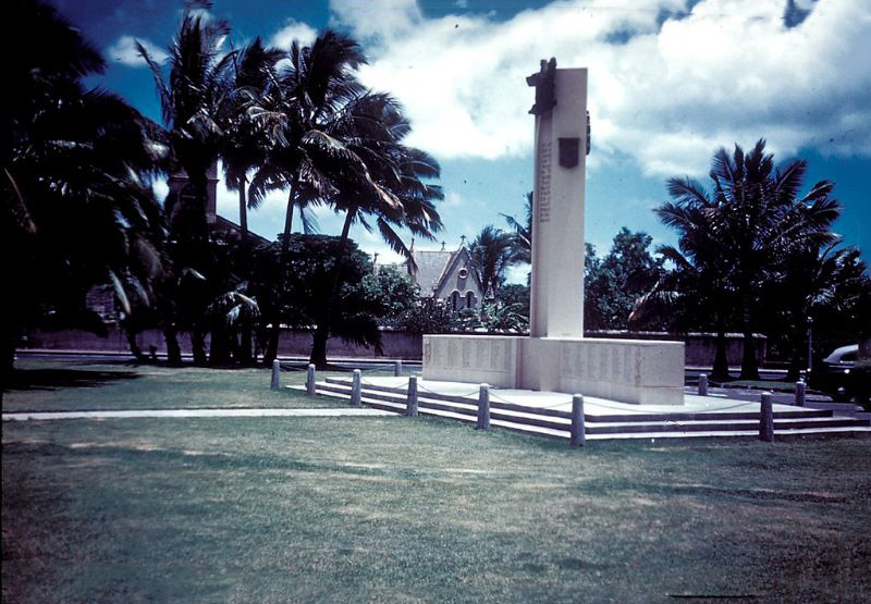 #67 World War II memorial at Punchbowl Street (background) and King Street, Honolulu, Hawaii