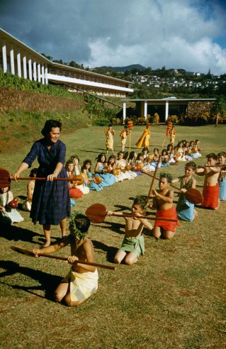 #80 Mamala paddle dance which was performed in honor of Lono
