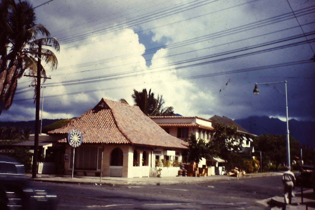 #35 Wagon Wheel Restaurant, Waikiki, Honolulu, 1945