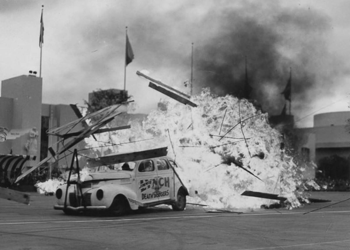 Jimmie Lynch and his Death Dodgers who Crashed Cars to Entertain the Public, 1940s Sports