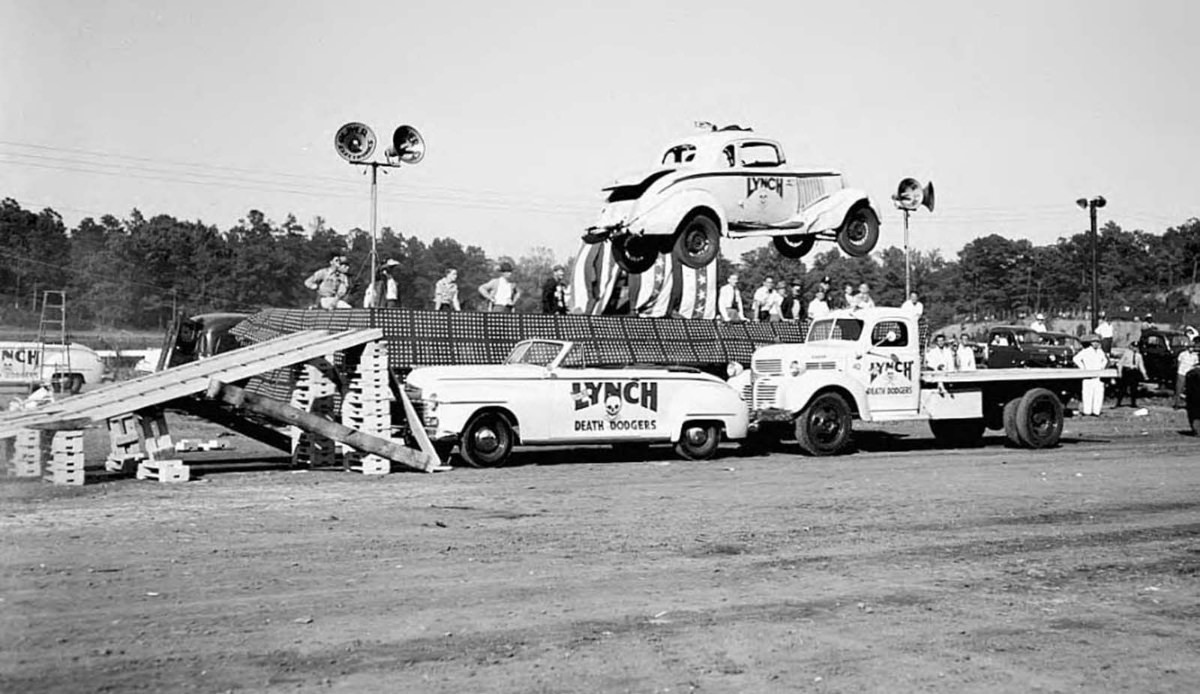 Jimmie Lynch and his Death Dodgers who Crashed Cars to Entertain the Public, 1940s Sports