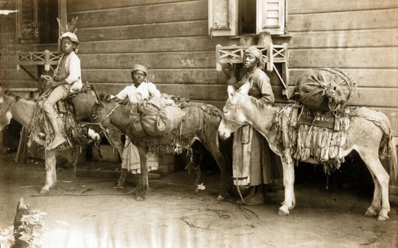 #62 Country Negroes starting out for Kingston, Jamaica, 1890