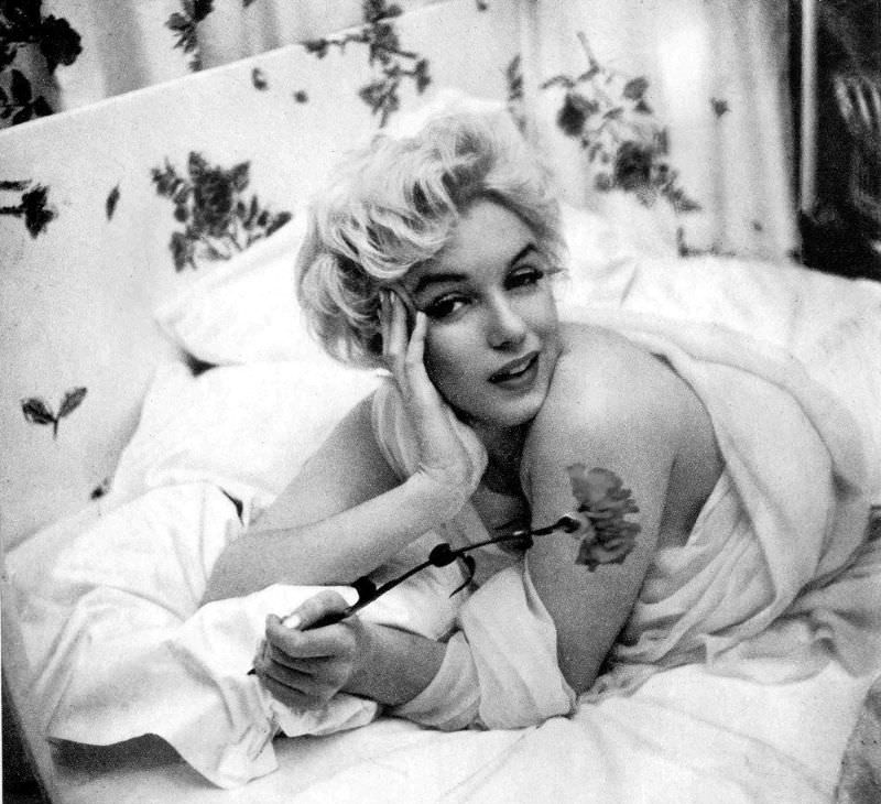 Gorgeous Portraits of Marilyn Monroe taken by Cecil Beaton in 1956 Celebrities