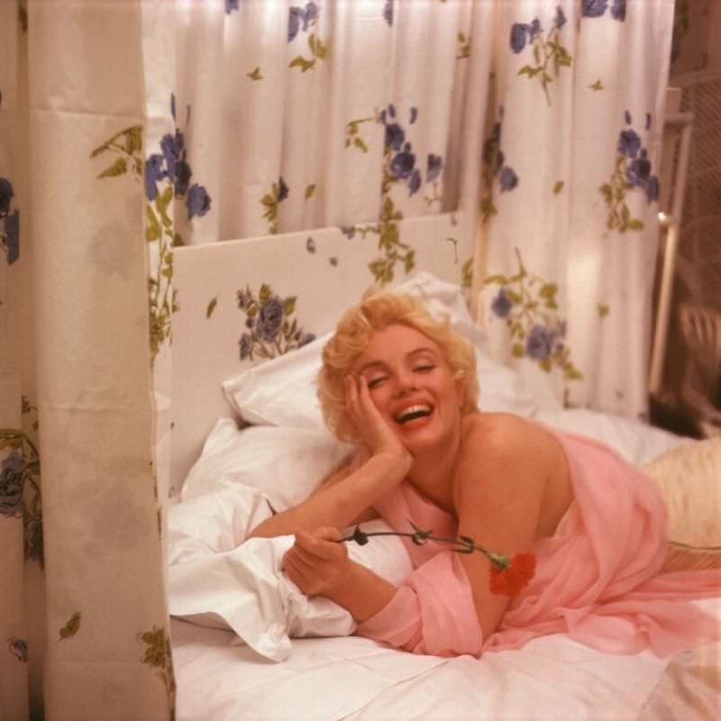 Gorgeous Portraits of Marilyn Monroe taken by Cecil Beaton in 1956 Celebrities