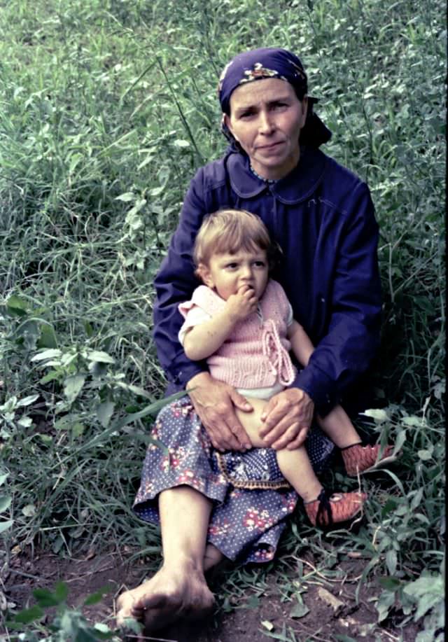 #20 Aunt Şerife and granddaughter, Polyanovo, Bulgaria, 1976