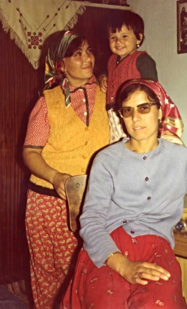 #40 Zeliha, Sevinç and Durdugül, Polyanovo, Bulgaria, 1976