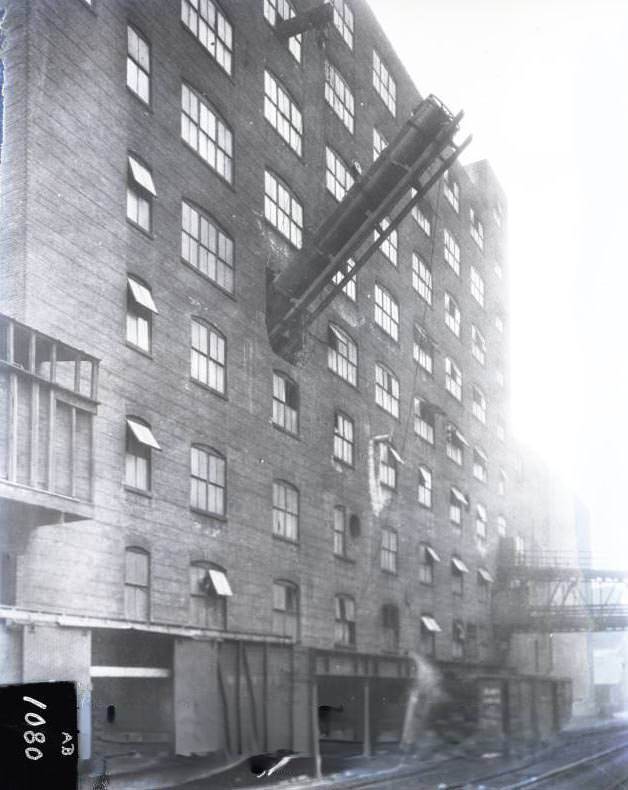 #90 Exterior of multi-story factory, 1924.