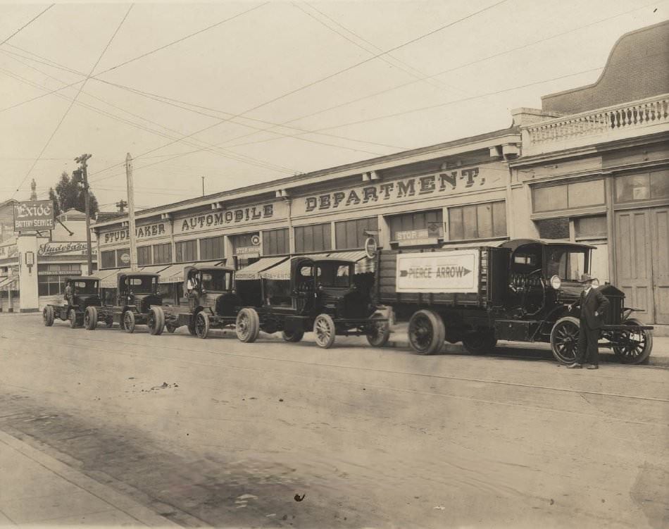 #100 Benson & Weaver Automobile Business, 1920