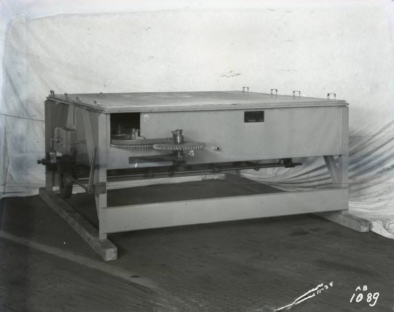 #102 FMC Equipment, 1924