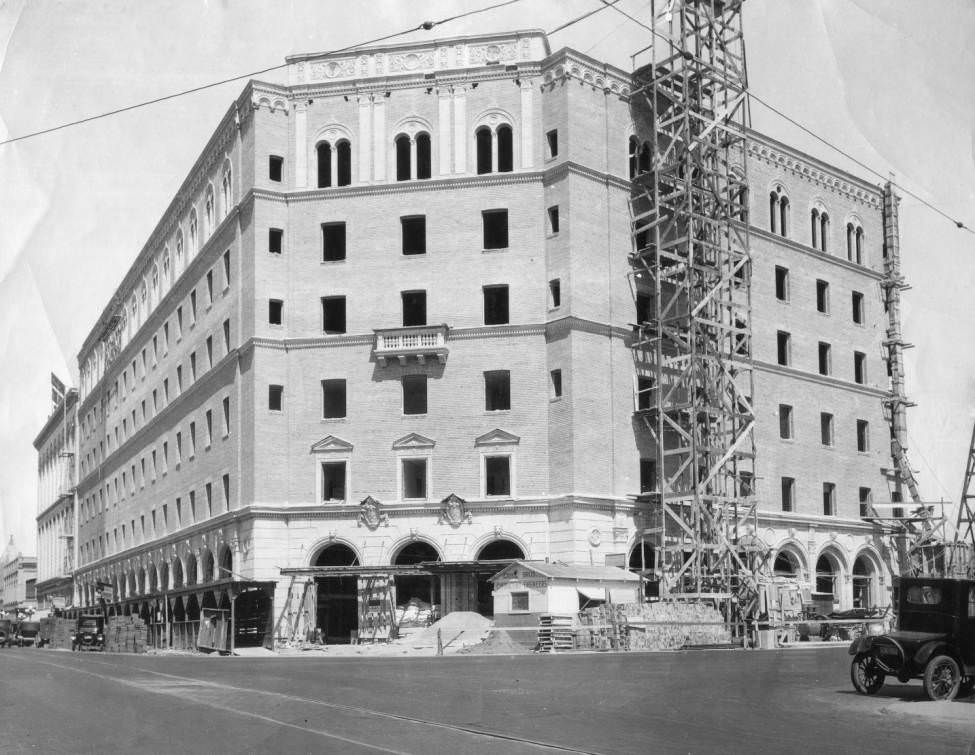 #132 Sainte Claire Hotel, 1926