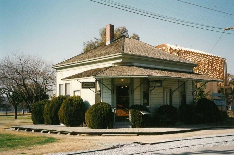 #44 Dr. Warburton’s Office, History Park, San Jose, 1991