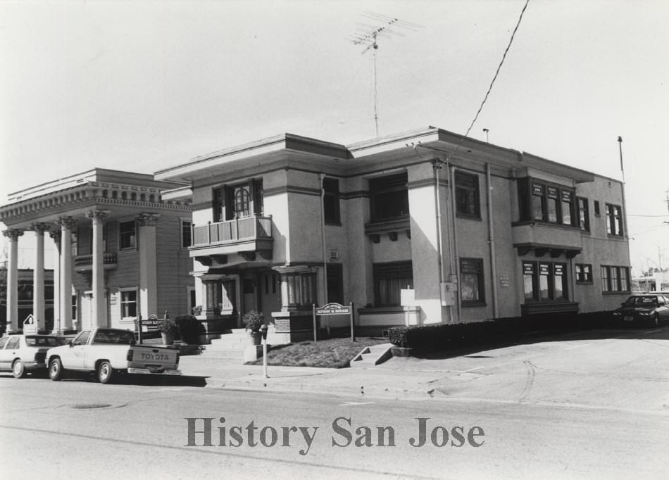 #45 Ward Undertaker Parlor and Sherward Apartments, 1989