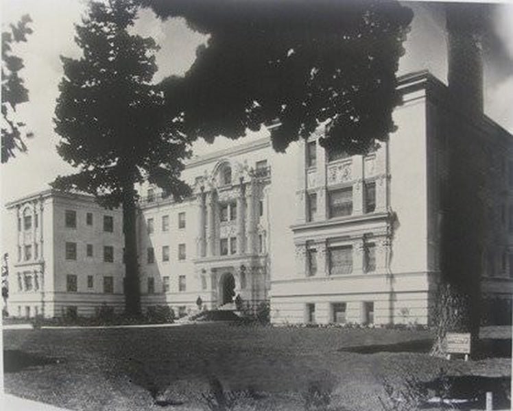 #10 The Completed San Jose Hospital, 1923