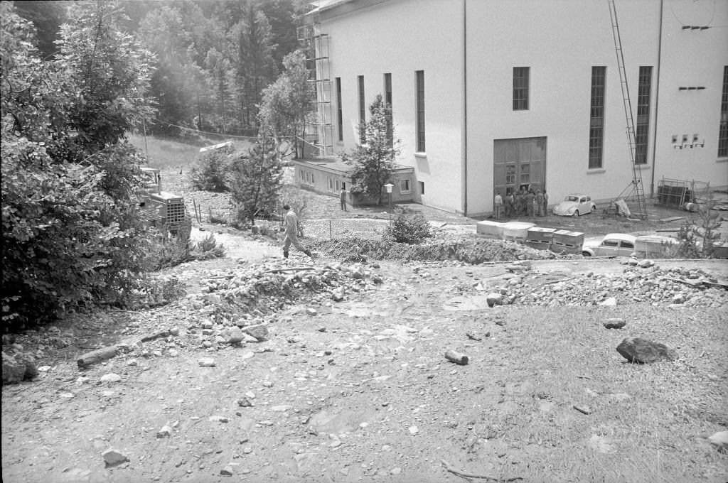 #121 Burst pipe, Wäggital power station, 1970