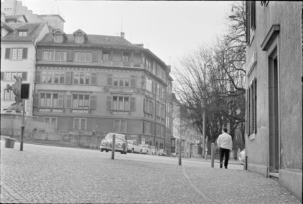 #195 Old town of Zurich, 1970