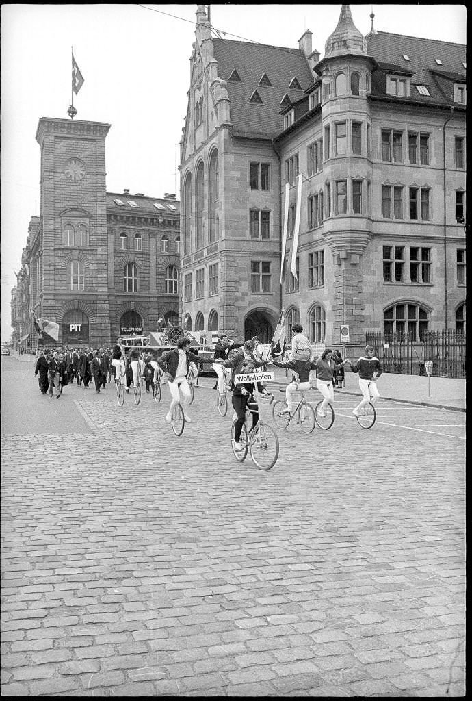 #215 Cyclists in front of Stadthaus: May Day rally, Zurich 1971