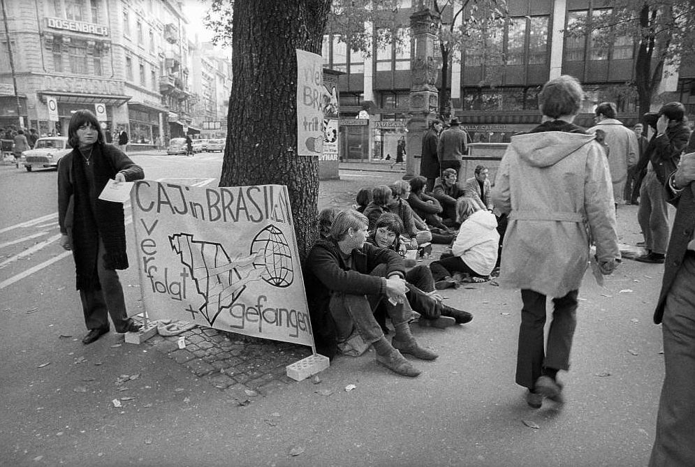 #261 Protest against human rights violations, 1970s
